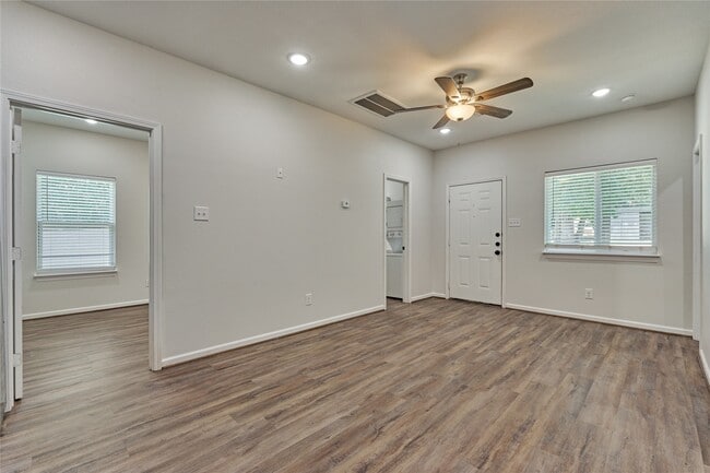 Photo - 18147 Firepine Ln