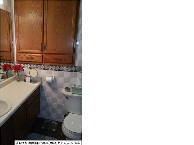 Photo - SOUTHAVEN SCHOOLS, 4 BEDROOMS!