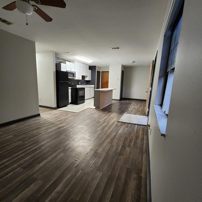 Photo - 1552 Kay Ave