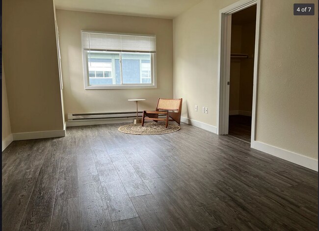 Photo - Hilltop Apartments