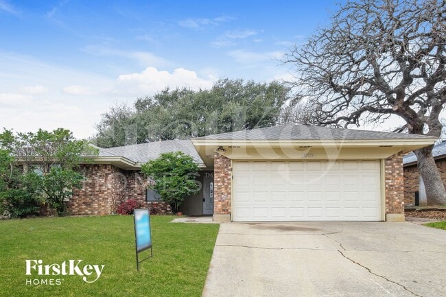 Photo - 5010 Hawkins Cemetery Rd