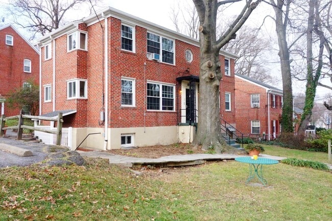 Photo - 8400 Greenwood Ave Unit 3