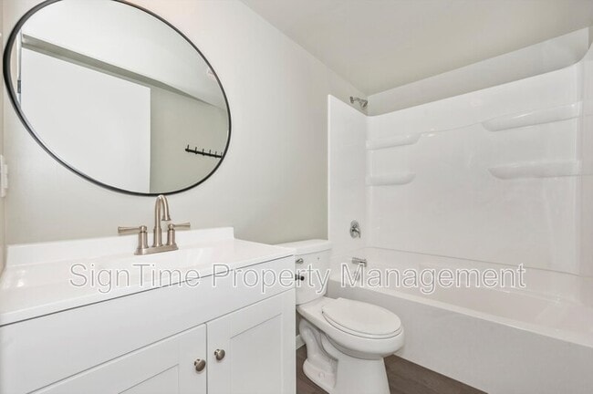 Photo - 15207 National Pike