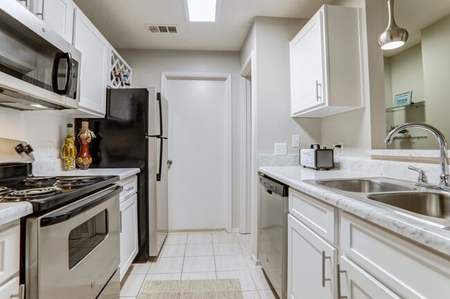 Kings Mill Apartment Homes
