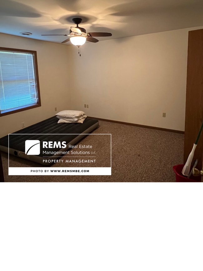 Photo - E6915 Chadwick Rd Unidad Lower