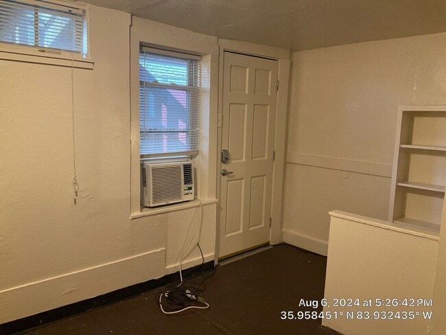 Photo - 1628 Clinch Ave Unit 8