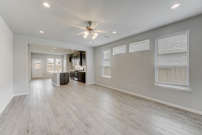 Photo - 1229 Red Hills Dr
