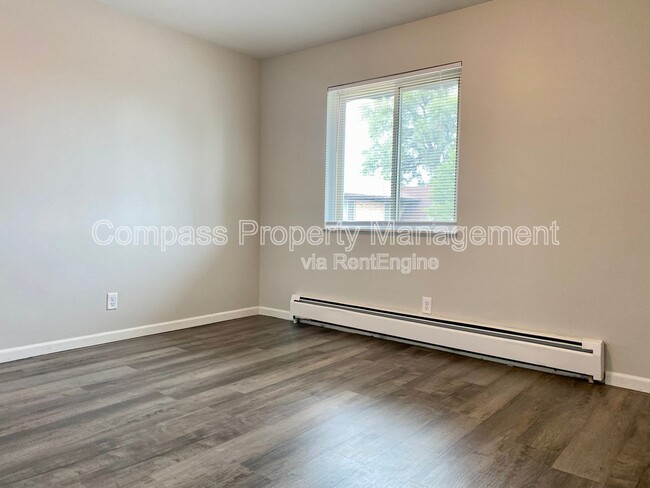 Photo - 1720 Porter St SW Unit 3