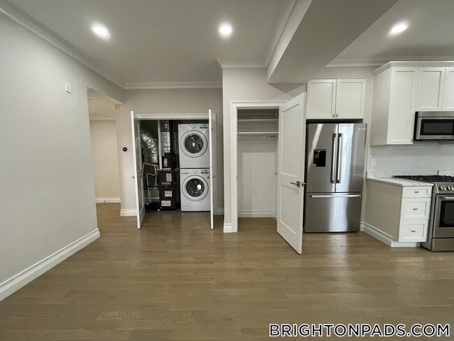 Photo - 14 Mt Hood Rd Apartment Unit 6