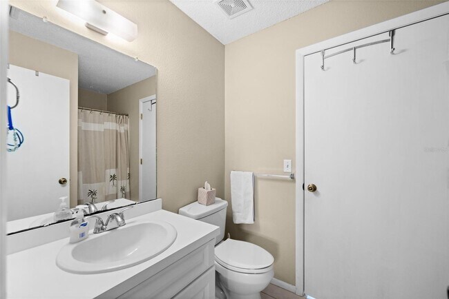 Photo - 11885 Van Loon Ave