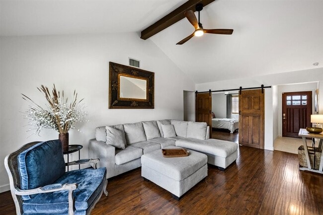 Photo - 2512 Azalea Ct