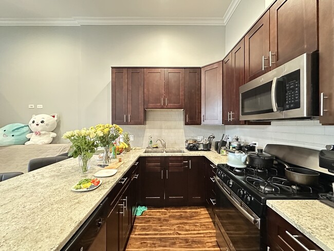 Photo - 3336 W Irving Park Rd Unit M03H