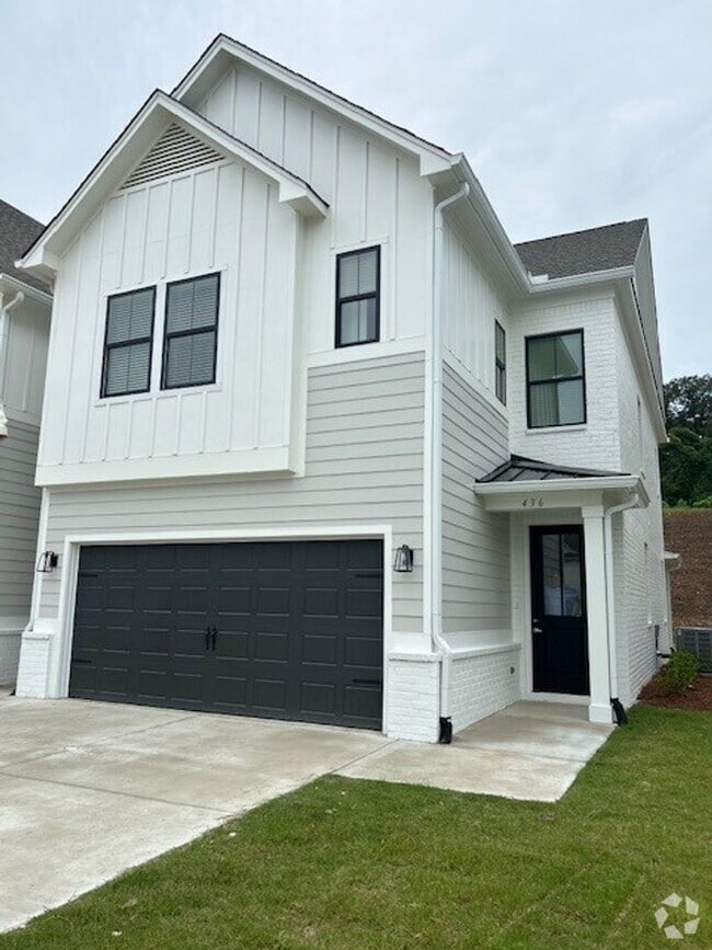Building Photo - 3BR/3BA For Rent Rental