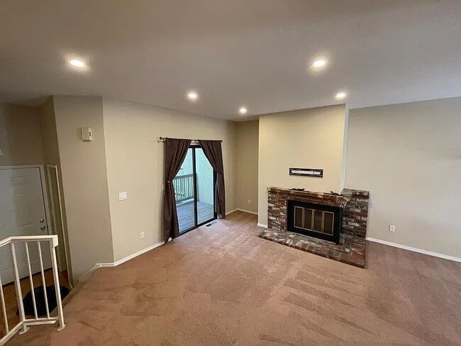 Photo - "Charming 2-Bed, 2-Bath Retreat in the Heart of Santa Clara!"