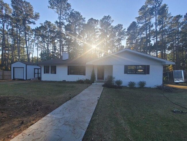 Beautifully Upgraded Ranch Home located ou... - Beautifully Upgraded Ranch Home located ou...