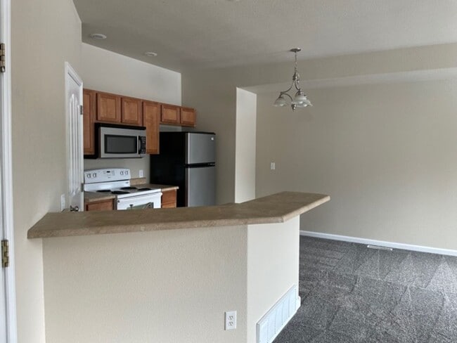 Building Photo - 3371 Chaparral Dr Unit 3371 Chaparral Drive