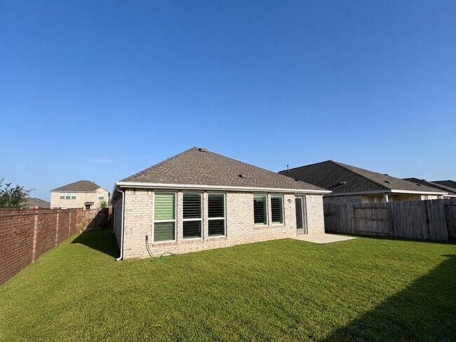 Photo - 3004 Pintail Green Dr