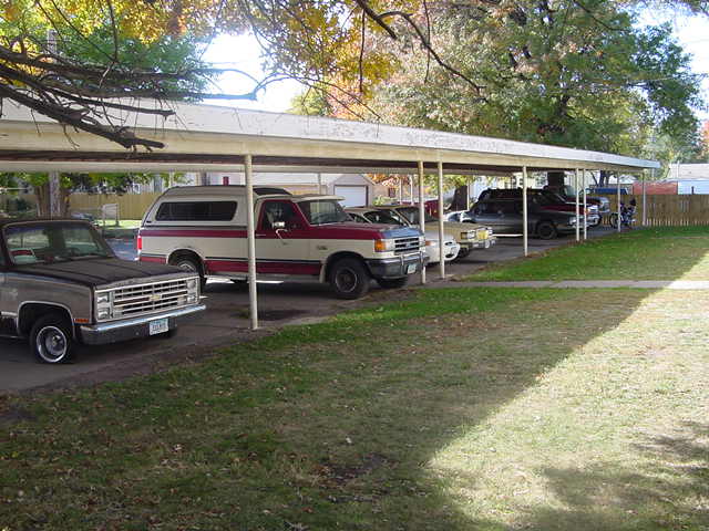 Carport Photo - 2607-2609 Diehn Ave