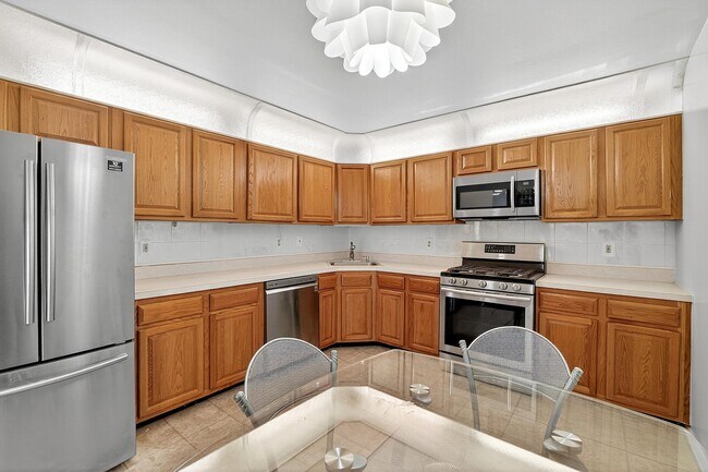 Photo - 144 Cherry St