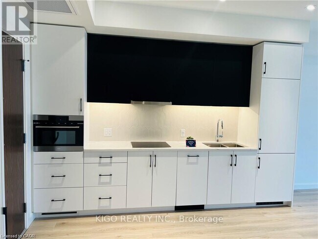 Photo - 741 King St W Unité 1201