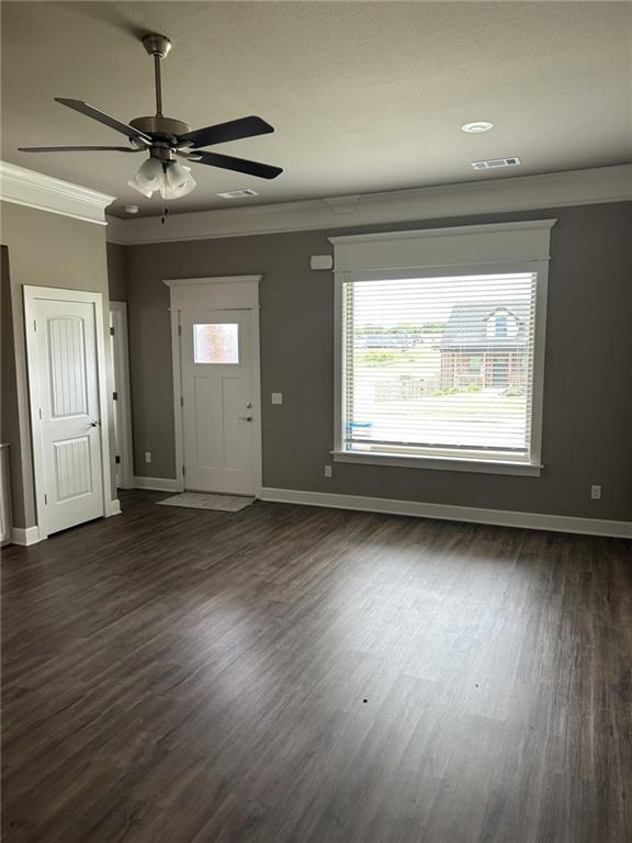 Photo - 2000 Dobbs St