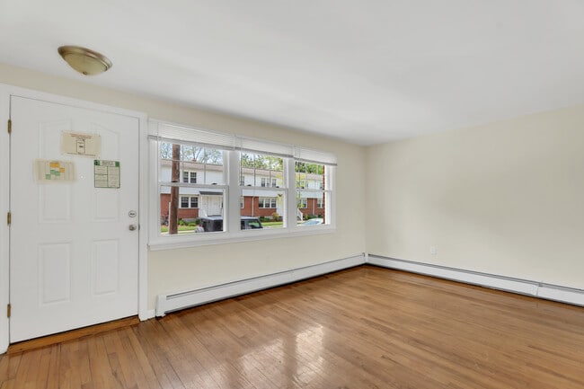 Savin Court Apartments