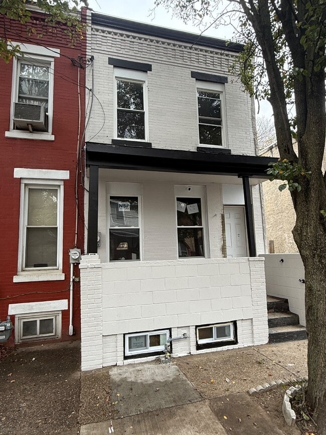 Photo - 608 West St