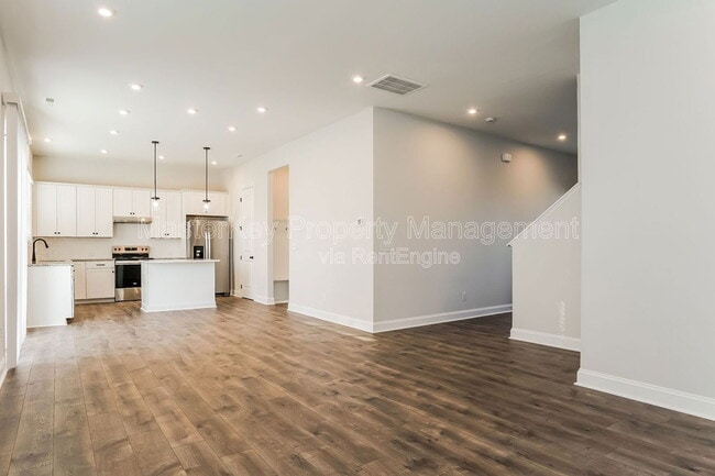 Photo - 360 Murray Grey Ln