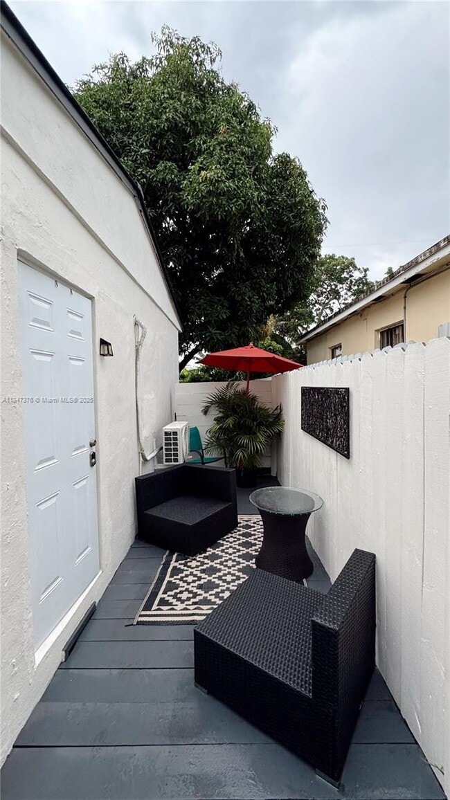 Photo - 460 NW 109th St Unit Studio