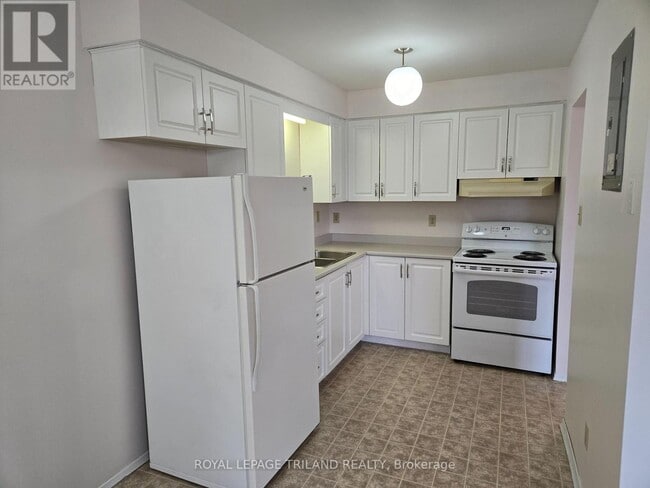 Photo - 91 Alexandria Ave Unit 202