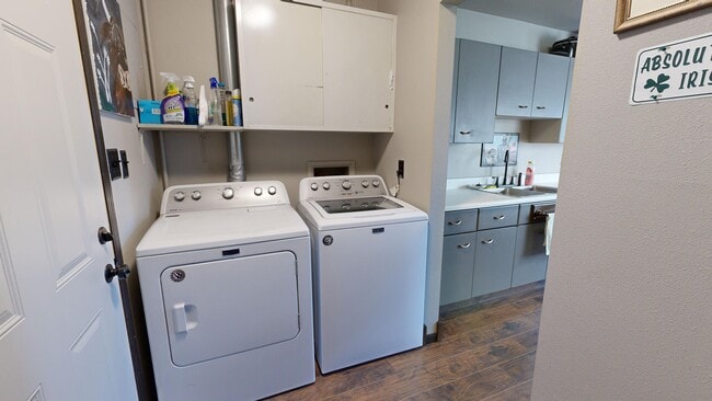 Photo - 1209 Greenbriar St