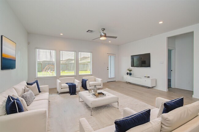 Photo - 3106 Langley Bnd Ln