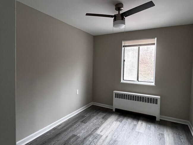 Photo - 2025 Move-In Special – $200 Off First Mont... Unit 302