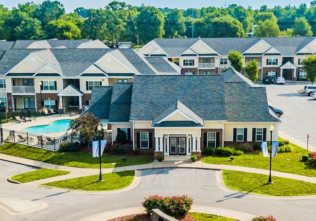 Building Photo - Cumberland Trace Village Rental