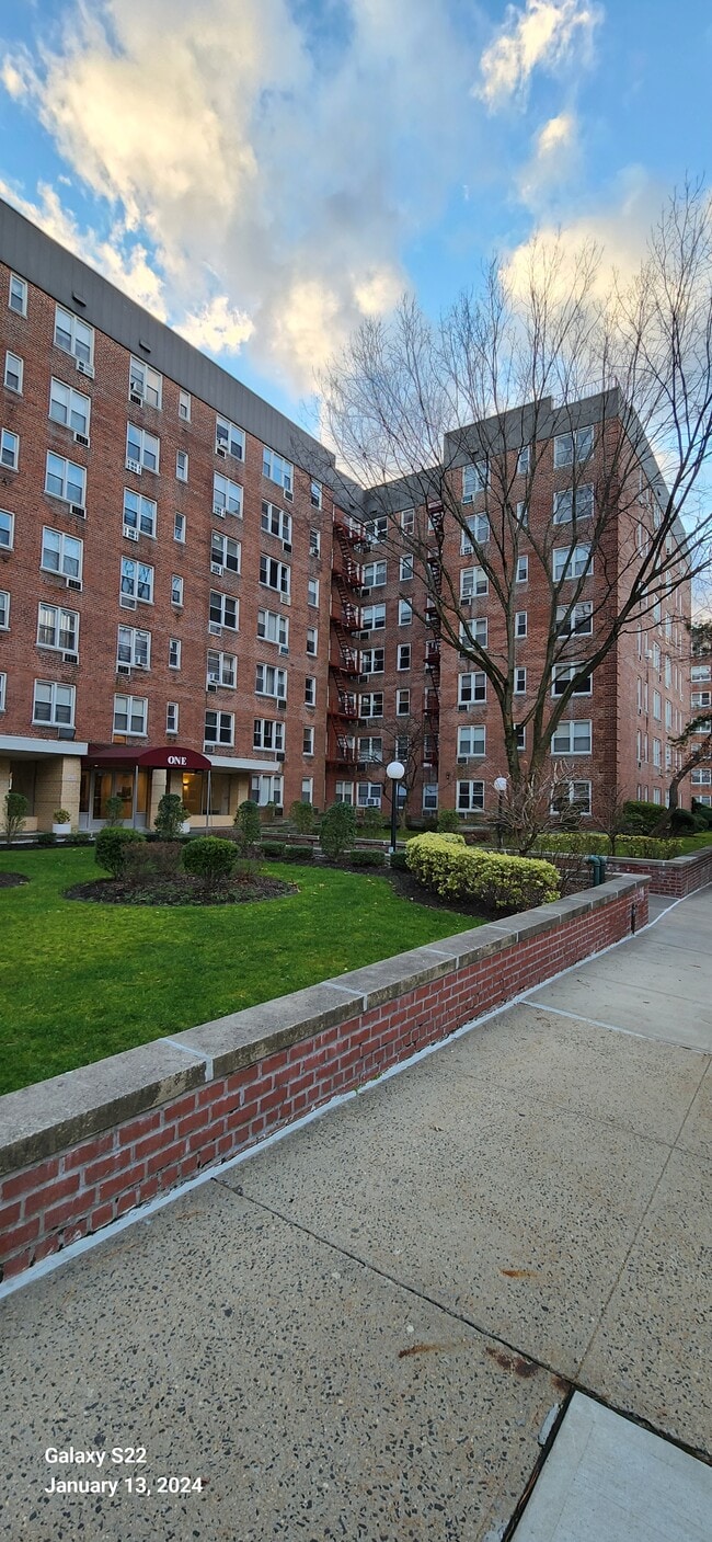 Photo - 1 Sadore Ln Unit Sadore Lane