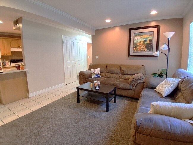 Photo - 1533 Riverside Ave