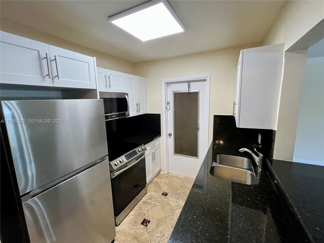 Photo - 1958 Monroe St Unit 203