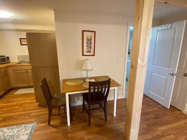 3 Elaine Dr Unit 3B