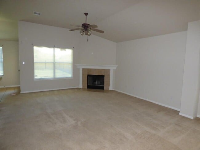 Photo - 1600 Melissa Oaks Ln