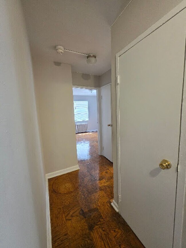 Photo - 136 Kenilworth Avenue Northeast Unit 1B