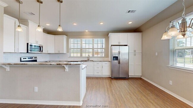 Photo - 2001 Harvey Mitchell Pkwy S