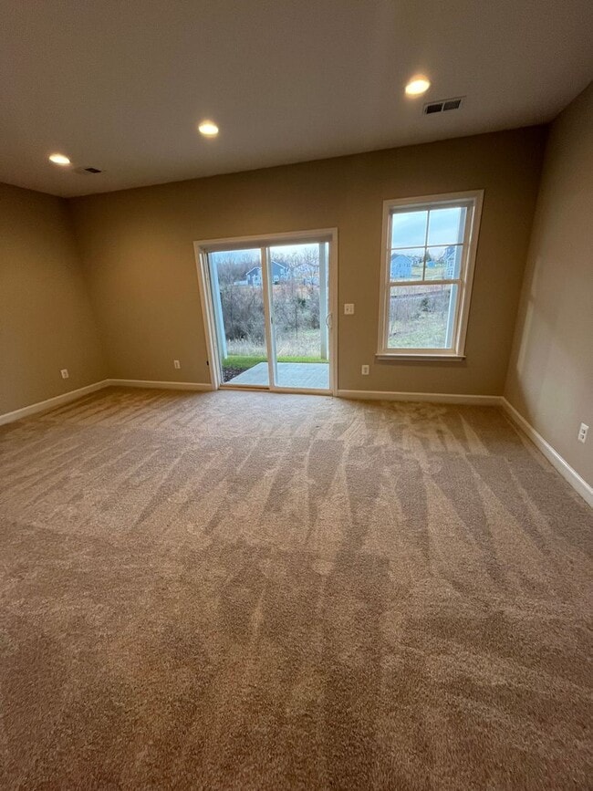 Photo - Townhouse in Preston Lake