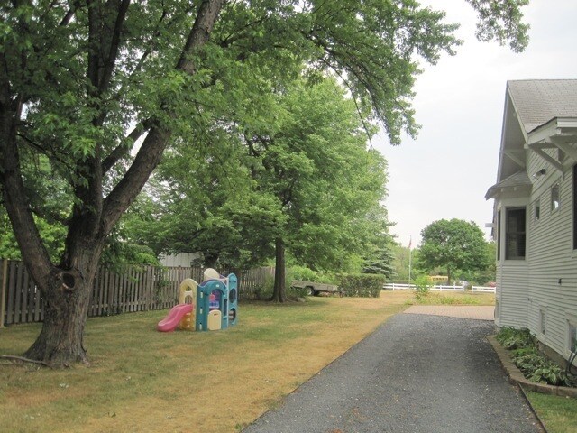 Photo - 255 N Happ Rd