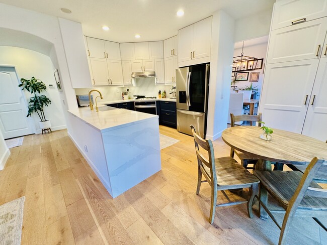 Photo - 4424 Camino de la Rosa