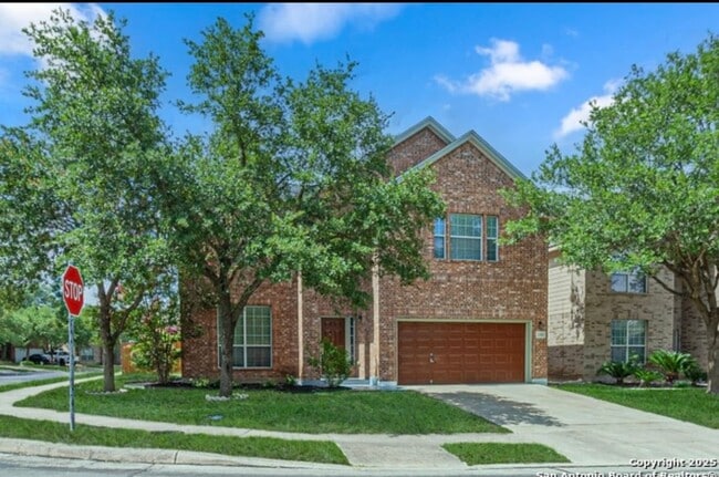 Building Photo - 1203 Ganton