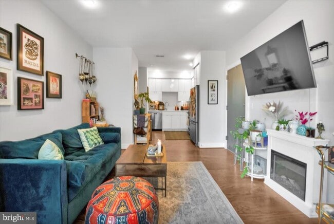 Building Photo - 2920 Georgia Ave NW Unit 202 Rental
