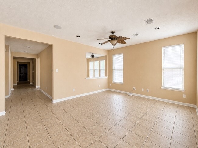 26210 Riley Glen Dr