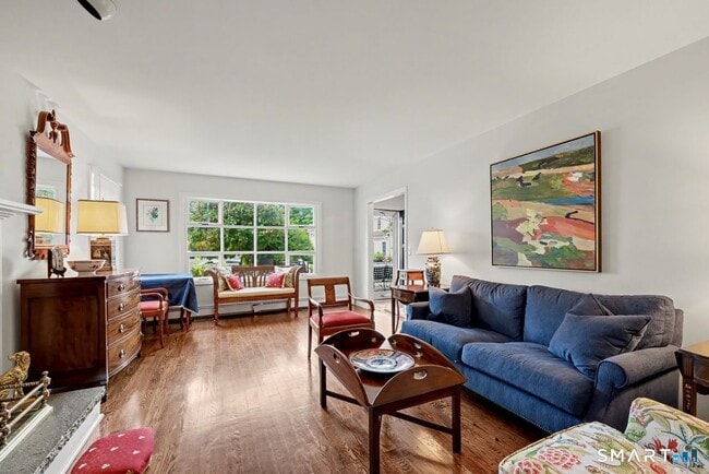 Photo - 112 East Ave