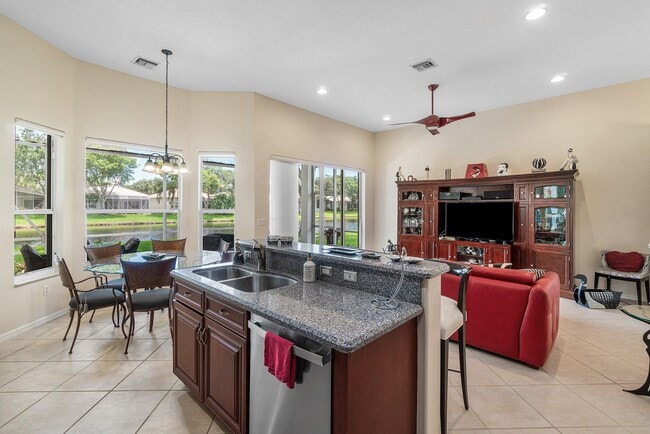 12196 Landrum Way