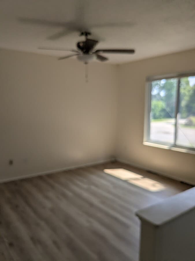 Photo - 3317 Mapel St S